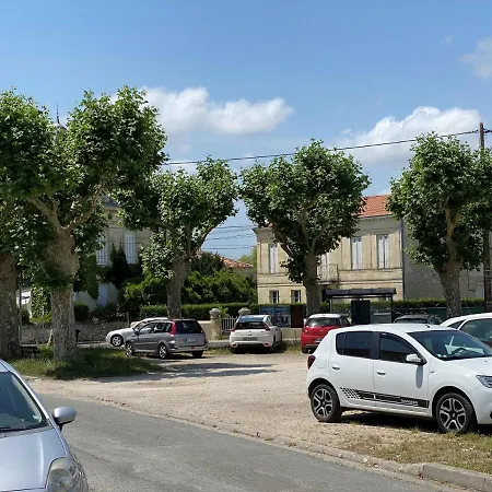 Apartment Charmant 2 Pieces Au Coeur Des Vignes Medrac